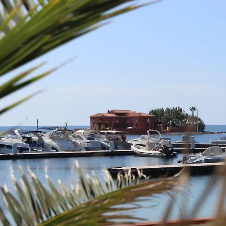 Bed & Breakfast L'uliveto Marzamemi