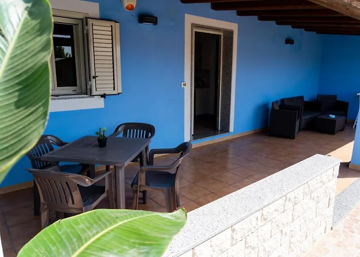 Bed and Breakfast L'uliveto & Pool Marzamemi