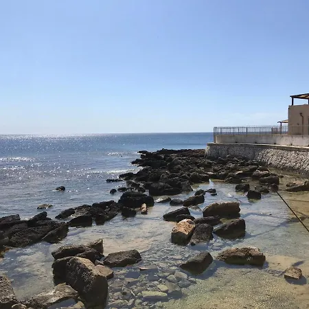 L'uliveto & Pool לינה וארוחת בוקר