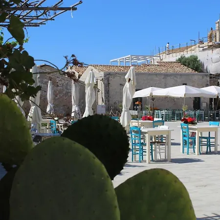 L'uliveto & Pool * Marzamemi