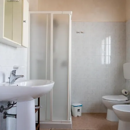 L'uliveto & Pool Bed & Breakfast *