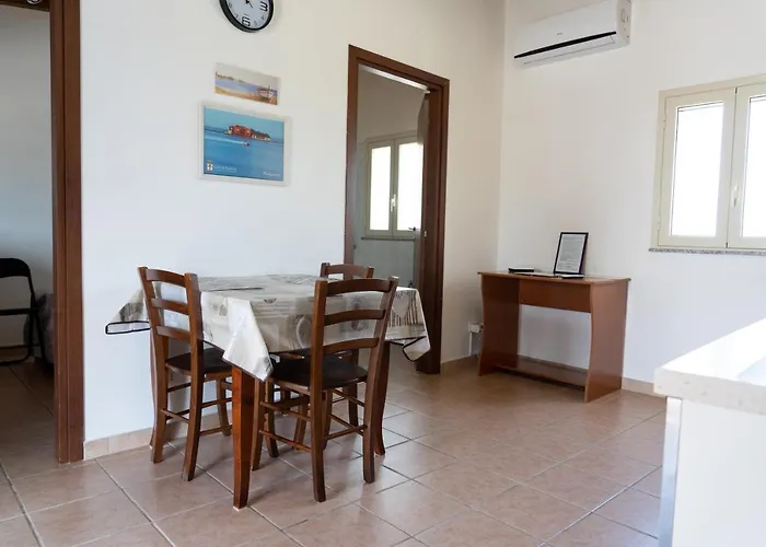 L'uliveto & Pool Bed and breakfast